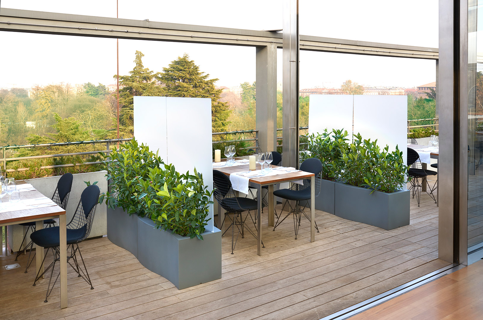 PRIVÉ - PLEXIGLASS PANEL